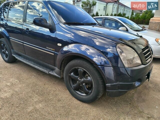 Синій Cанг Йонг Rexton, об'ємом двигуна 2.7 л та пробігом 241 тис. км за 7500 $, фото 1 на Automoto.ua