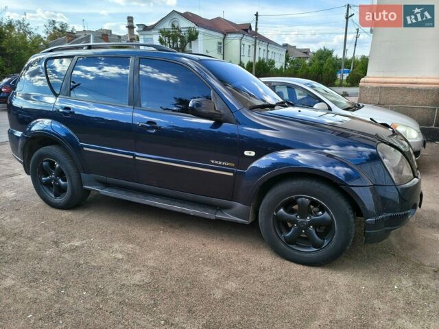 Синій Cанг Йонг Rexton, об'ємом двигуна 2.7 л та пробігом 241 тис. км за 7500 $, фото 3 на Automoto.ua