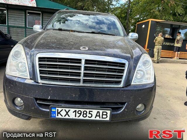 Синий Cанг Йонг Рекстон, объемом двигателя 2.7 л и пробегом 0 тыс. км за 5500 $, фото 2 на Automoto.ua