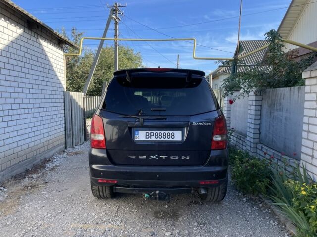 Синій Cанг Йонг Rexton, об'ємом двигуна 2.7 л та пробігом 278 тис. км за 7300 $, фото 4 на Automoto.ua