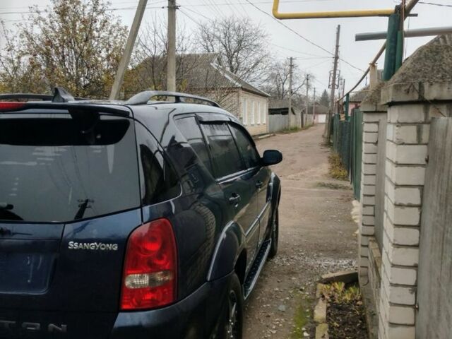 Синій Cанг Йонг Rexton, об'ємом двигуна 2.7 л та пробігом 274 тис. км за 6400 $, фото 4 на Automoto.ua