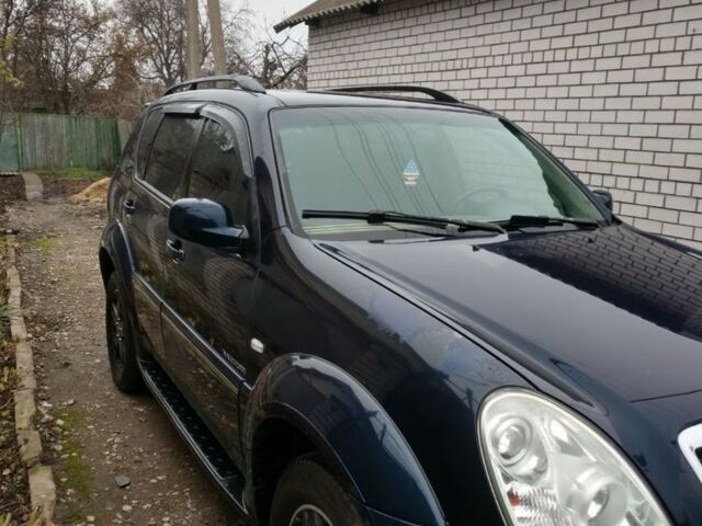 Синій Cанг Йонг Rexton, об'ємом двигуна 2.7 л та пробігом 274 тис. км за 6400 $, фото 2 на Automoto.ua
