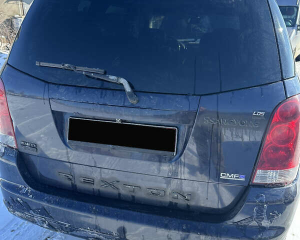 Синий Cанг Йонг Рекстон, объемом двигателя 2.7 л и пробегом 206 тыс. км за 4200 $, фото 4 на Automoto.ua