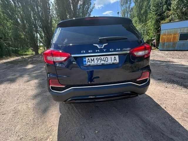 Синій Cанг Йонг Rexton, об'ємом двигуна 2.16 л та пробігом 161 тис. км за 21900 $, фото 8 на Automoto.ua