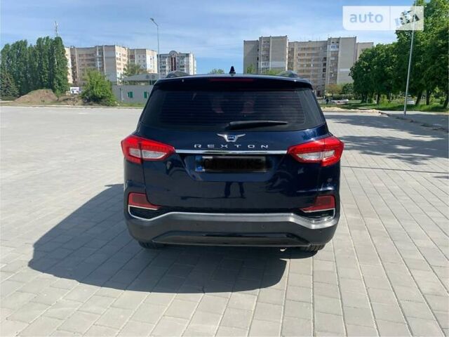 Синій Cанг Йонг Rexton, об'ємом двигуна 2.16 л та пробігом 121 тис. км за 22550 $, фото 5 на Automoto.ua