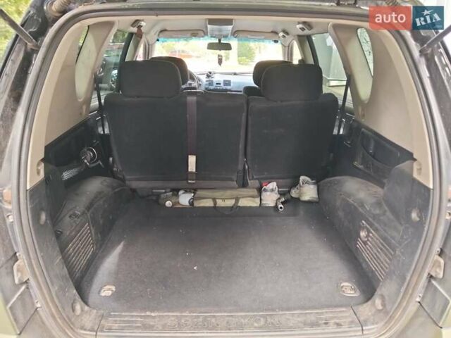 Зелений Cанг Йонг Rexton, об'ємом двигуна 0 л та пробігом 380 тис. км за 3632 $, фото 6 на Automoto.ua