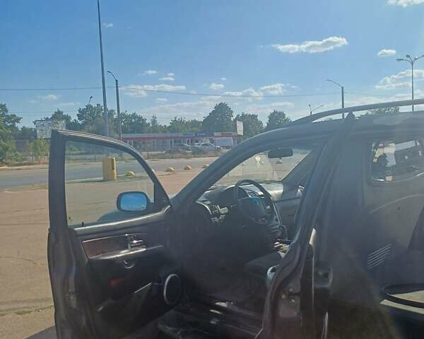 Cанг Йонг Рекстон 2005 в Одессе на Automoto.ua Зеленый Cанг Йонг Рекстон, объемом двигателя 2.9 л и пробегом 230 тыс. км за 4000 $, фото 3 на Automoto.ua