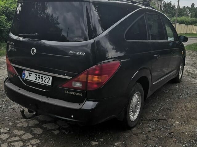 Чорний Cанг Йонг Rodius, об'ємом двигуна 2.7 л та пробігом 200 тис. км за 4130 $, фото 3 на Automoto.ua