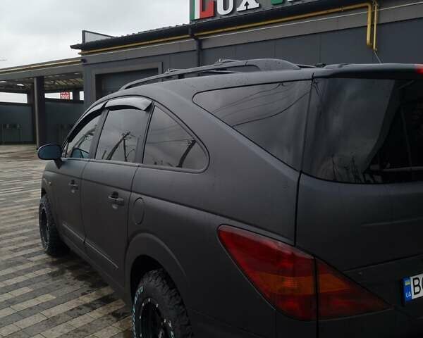 Чорний Cанг Йонг Rodius, об'ємом двигуна 2.7 л та пробігом 257 тис. км за 8999 $, фото 9 на Automoto.ua