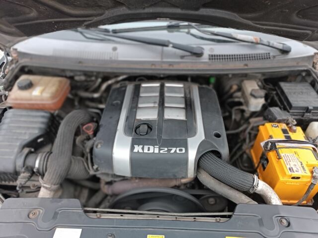 Серый Cанг Йонг Родиус, объемом двигателя 2.7 л и пробегом 240 тыс. км за 4250 $, фото 17 на Automoto.ua