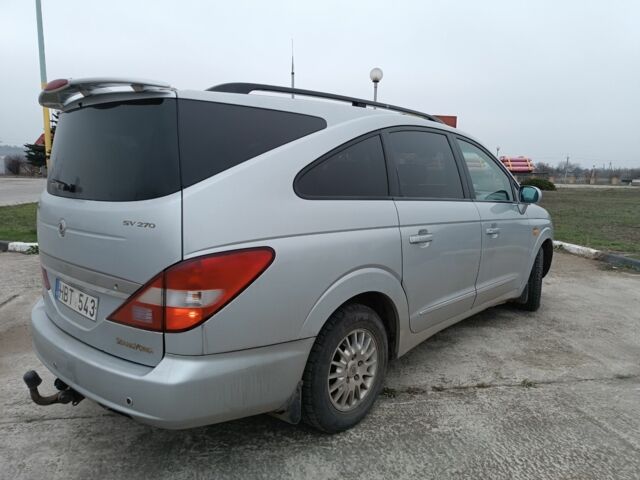 Серый Cанг Йонг Родиус, объемом двигателя 2.7 л и пробегом 240 тыс. км за 4250 $, фото 1 на Automoto.ua