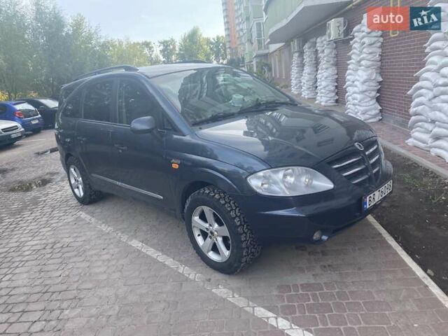 Сірий Cанг Йонг Rodius, об'ємом двигуна 2.7 л та пробігом 244 тис. км за 3900 $, фото 2 на Automoto.ua