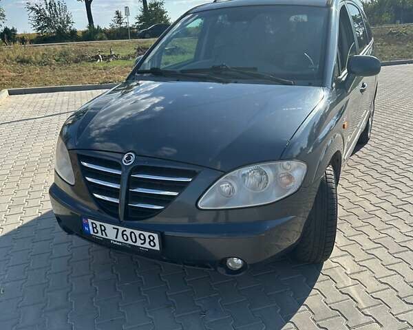 Сірий Cанг Йонг Rodius, об'ємом двигуна 2.7 л та пробігом 244 тис. км за 3900 $, фото 8 на Automoto.ua