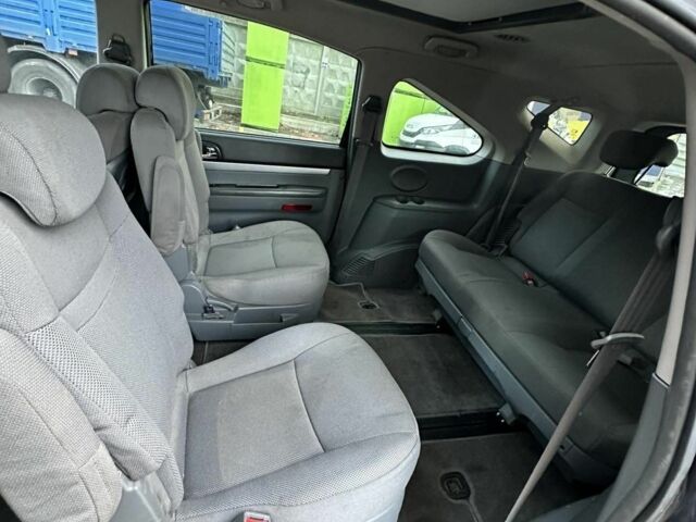 Сірий Cанг Йонг Rodius, об'ємом двигуна 0 л та пробігом 320 тис. км за 2599 $, фото 6 на Automoto.ua