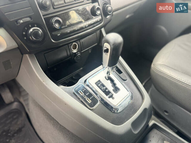 Синий Cанг Йонг Родиус, объемом двигателя 2.7 л и пробегом 179 тыс. км за 6800 $, фото 14 на Automoto.ua