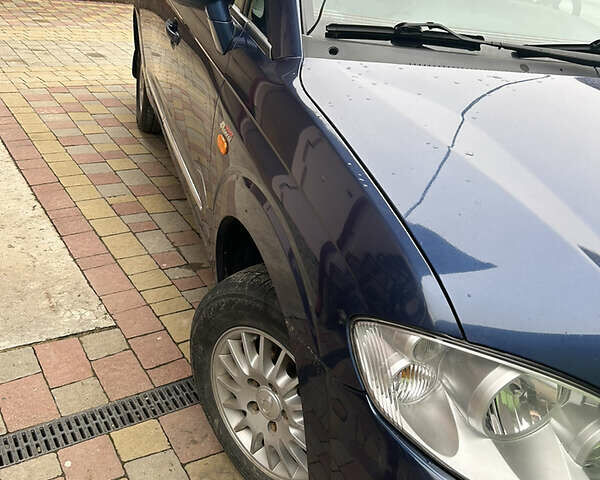 Синій Cанг Йонг Rodius, об'ємом двигуна 2.7 л та пробігом 230 тис. км за 6900 $, фото 2 на Automoto.ua