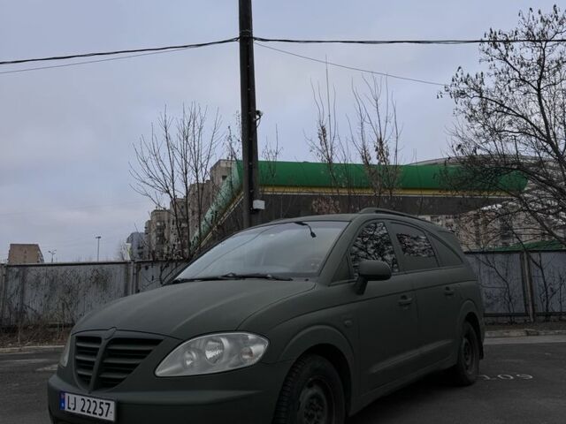 Зеленый Cанг Йонг Родиус, объемом двигателя 2.7 л и пробегом 300 тыс. км за 3800 $, фото 3 на Automoto.ua