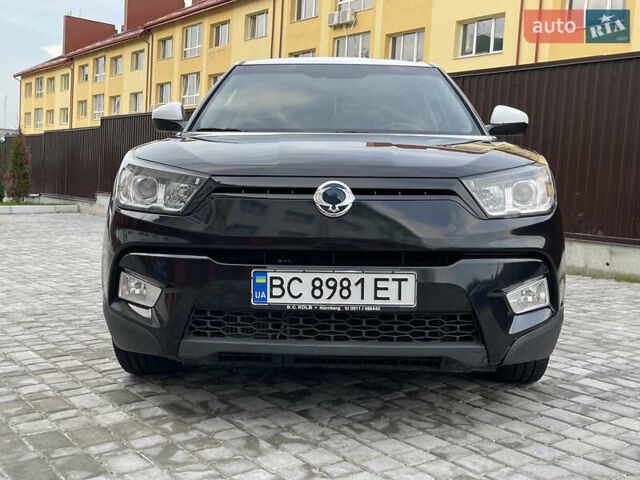 Чорний Cанг Йонг Тіволі, об'ємом двигуна 1.6 л та пробігом 118 тис. км за 10999 $, фото 2 на Automoto.ua