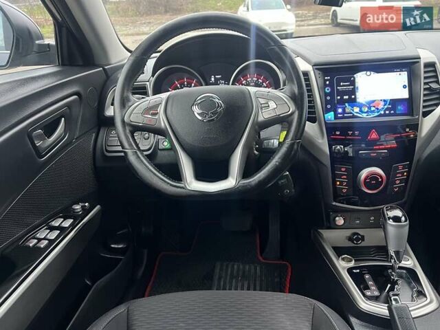 Серый Cанг Йонг Тиволи, объемом двигателя 1.6 л и пробегом 165 тыс. км за 9700 $, фото 10 на Automoto.ua