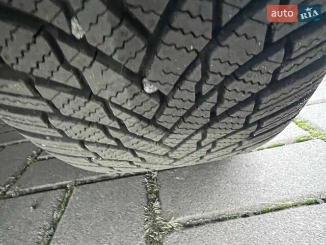 Серый Cанг Йонг Тиволи, объемом двигателя 1.6 л и пробегом 165 тыс. км за 9700 $, фото 43 на Automoto.ua