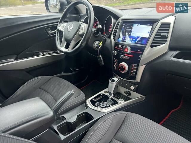 Серый Cанг Йонг Тиволи, объемом двигателя 1.6 л и пробегом 165 тыс. км за 9700 $, фото 11 на Automoto.ua