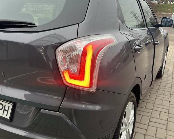 Серый Cанг Йонг Тиволи, объемом двигателя 1.6 л и пробегом 165 тыс. км за 9700 $, фото 30 на Automoto.ua