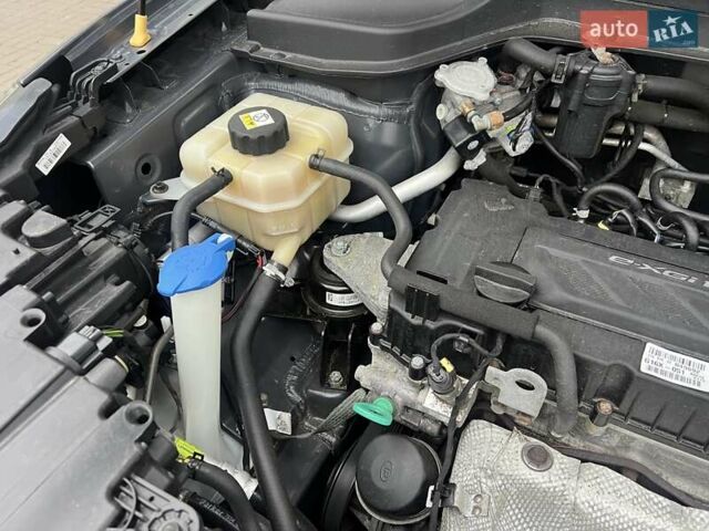 Серый Cанг Йонг Тиволи, объемом двигателя 1.6 л и пробегом 165 тыс. км за 9700 $, фото 36 на Automoto.ua