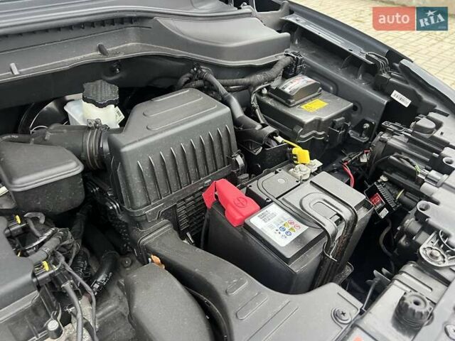 Серый Cанг Йонг Тиволи, объемом двигателя 1.6 л и пробегом 165 тыс. км за 9700 $, фото 37 на Automoto.ua