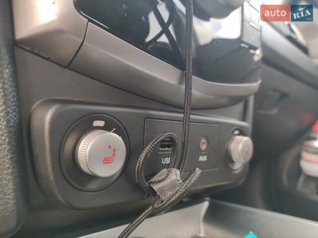 Серый Cанг Йонг Тиволи, объемом двигателя 1.6 л и пробегом 165 тыс. км за 9700 $, фото 3 на Automoto.ua