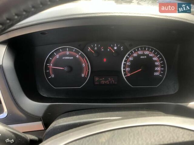 Білий Cанг Йонг Korando Sports, об'ємом двигуна 2 л та пробігом 194 тис. км за 15077 $, фото 11 на Automoto.ua