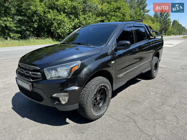 Черный Cанг Йонг Korando Sports, объемом двигателя 2 л и пробегом 265 тыс. км за 15500 $, фото 1 на Automoto.ua