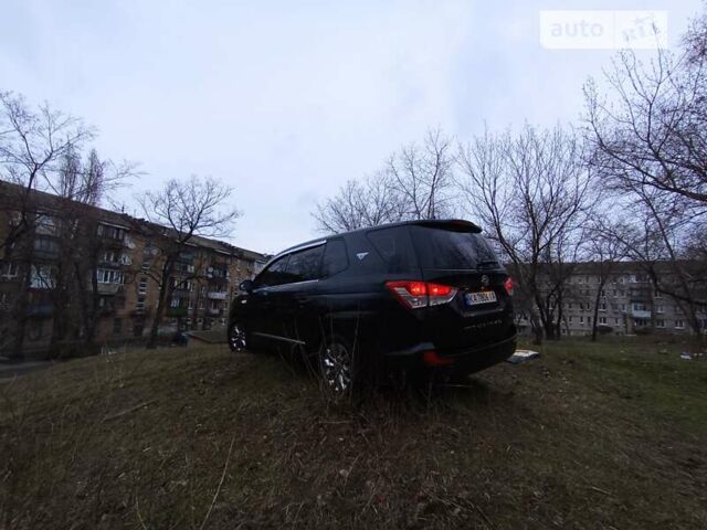 Черный Cанг Йонг Korando Turismo, объемом двигателя 0 л и пробегом 75 тыс. км за 16200 $, фото 12 на Automoto.ua