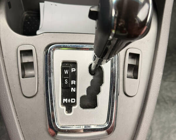 Красный Cанг Йонг Korando Turismo, объемом двигателя 2.2 л и пробегом 114 тыс. км за 13500 $, фото 7 на Automoto.ua