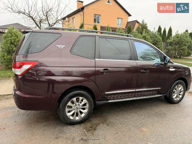 Красный Cанг Йонг Korando Turismo, объемом двигателя 2.2 л и пробегом 114 тыс. км за 13500 $, фото 17 на Automoto.ua