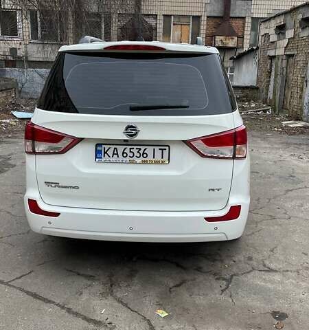 Cанг Йонг Korando Turismo, об'ємом двигуна 0 л та пробігом 220 тис. км за 11500 $, фото 2 на Automoto.ua