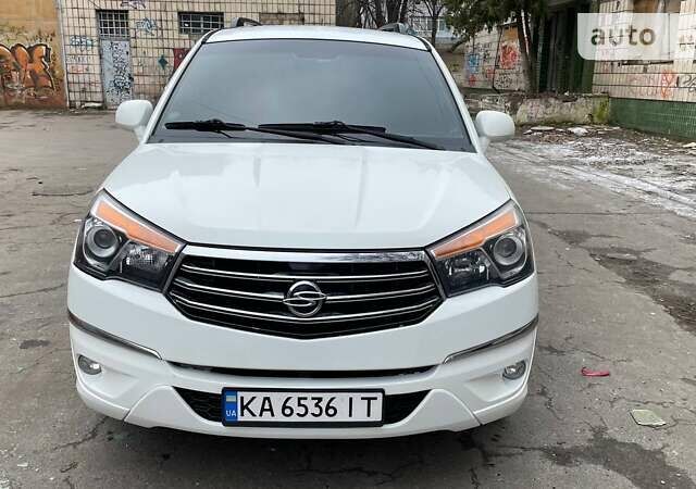 Cанг Йонг Korando Turismo, об'ємом двигуна 0 л та пробігом 220 тис. км за 11500 $, фото 3 на Automoto.ua