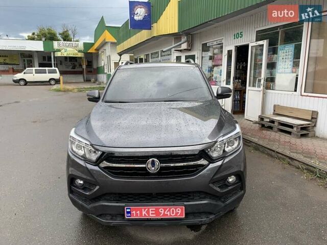 Серый Cанг Йонг Rexton Sports, объемом двигателя 2.16 л и пробегом 120 тыс. км за 18300 $, фото 1 на Automoto.ua