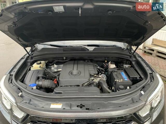 Серый Cанг Йонг Rexton Sports, объемом двигателя 2.16 л и пробегом 120 тыс. км за 18300 $, фото 17 на Automoto.ua