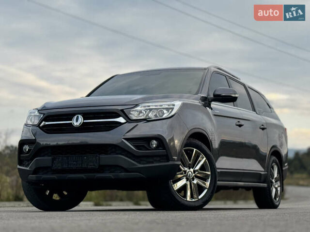 Серый Cанг Йонг Rexton Sports, объемом двигателя 2.16 л и пробегом 56 тыс. км за 21500 $, фото 24 на Automoto.ua