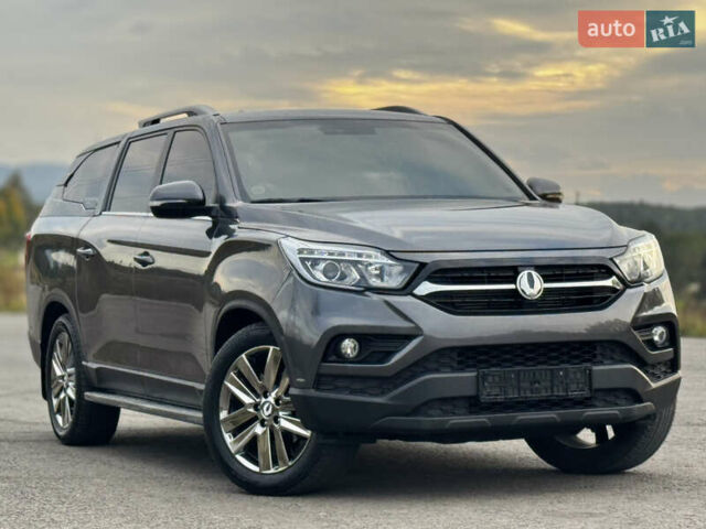 Серый Cанг Йонг Rexton Sports, объемом двигателя 2.16 л и пробегом 56 тыс. км за 21500 $, фото 29 на Automoto.ua
