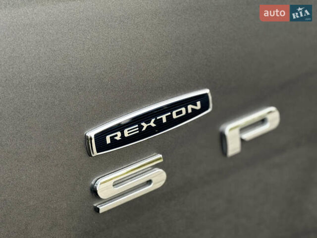 Серый Cанг Йонг Rexton Sports, объемом двигателя 2.16 л и пробегом 56 тыс. км за 21500 $, фото 22 на Automoto.ua