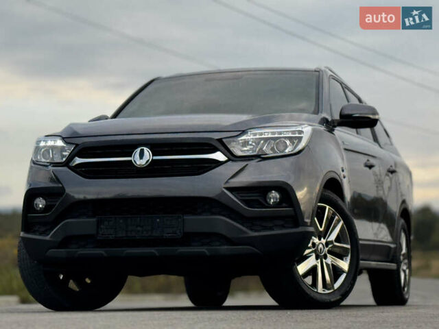 Серый Cанг Йонг Rexton Sports, объемом двигателя 2.16 л и пробегом 56 тыс. км за 21500 $, фото 25 на Automoto.ua