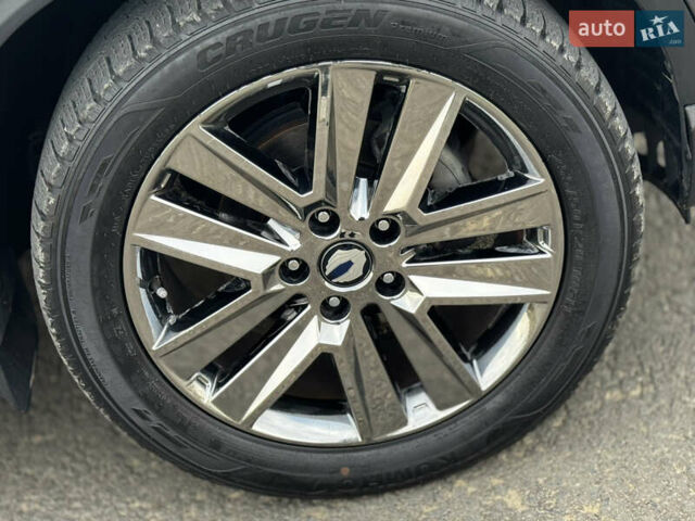 Серый Cанг Йонг Rexton Sports, объемом двигателя 2.16 л и пробегом 56 тыс. км за 21500 $, фото 9 на Automoto.ua
