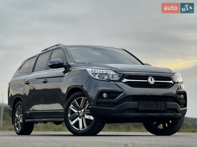 Серый Cанг Йонг Rexton Sports, объемом двигателя 2.16 л и пробегом 56 тыс. км за 21500 $, фото 27 на Automoto.ua