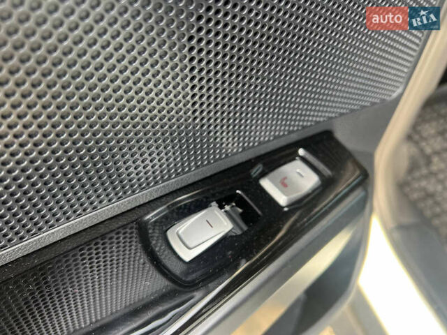 Белый Cанг Йонг XLV, объемом двигателя 1.6 л и пробегом 107 тыс. км за 12600 $, фото 17 на Automoto.ua