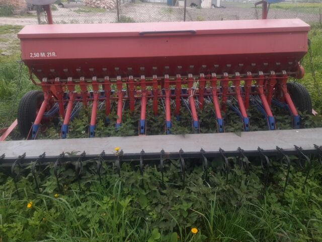 Красный Стегстед 2.5М, объемом двигателя 0 л и пробегом 0 тыс. км за 1499 $, фото 1 на Automoto.ua