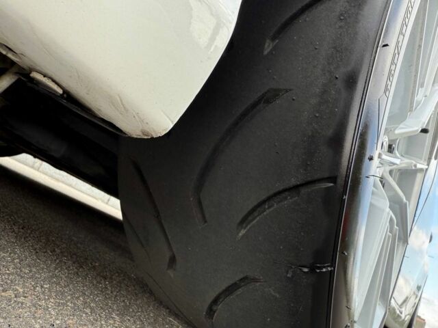 Белый Субару БРЗ, объемом двигателя 2 л и пробегом 112 тыс. км за 13500 $, фото 9 на Automoto.ua