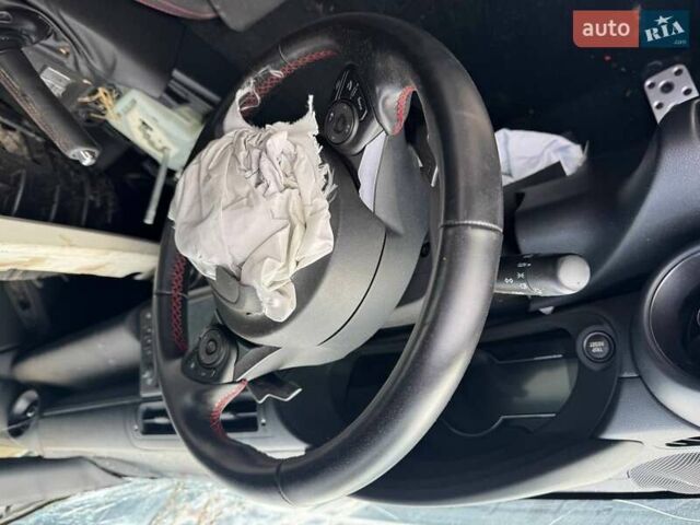 Белый Субару БРЗ, объемом двигателя 2.4 л и пробегом 45 тыс. км за 9300 $, фото 11 на Automoto.ua