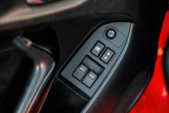 Красный Субару БРЗ, объемом двигателя 2 л и пробегом 116 тыс. км за 4000 $, фото 8 на Automoto.ua