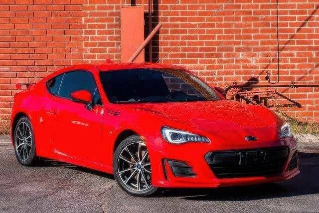 Красный Субару БРЗ, объемом двигателя 2 л и пробегом 116 тыс. км за 4000 $, фото 2 на Automoto.ua